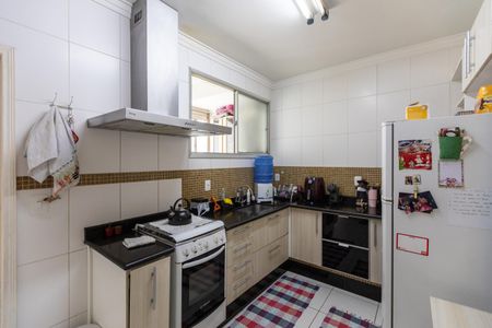 Cozinha de apartamento à venda com 3 quartos, 92m² em Centro, Campinas
