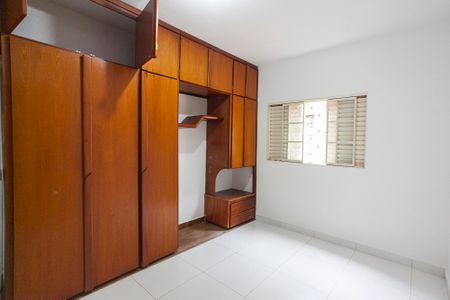 Casa para alugar com 240m², 5 quartos e 4 vagasSuite 2