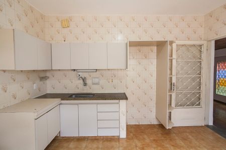 Casa para alugar com 240m², 5 quartos e 4 vagasCozinha