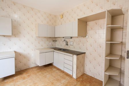 Casa para alugar com 240m², 5 quartos e 4 vagasCozinha