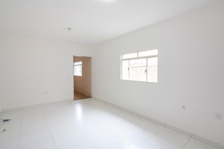 Sala de casa para alugar com 3 quartos, 240m² em Santa Mônica, Uberlândia