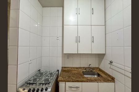 Apartamento para alugar com 66m², 2 quartos e sem vaga