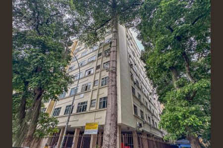 Apartamento para alugar com 66m², 2 quartos e sem vaga