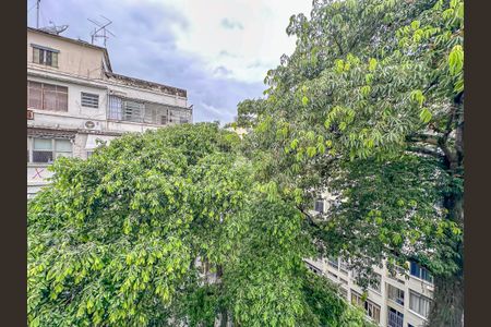 Apartamento para alugar com 66m², 2 quartos e sem vaga