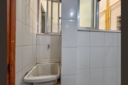 Apartamento para alugar com 66m², 2 quartos e sem vaga