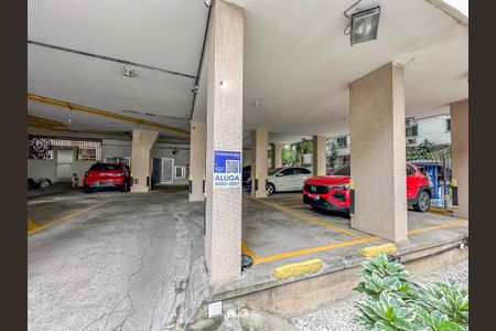 Apartamento para alugar com 66m², 2 quartos e sem vaga