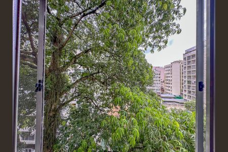 Apartamento para alugar com 66m², 2 quartos e sem vaga