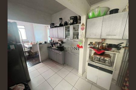 Casa à venda com 7 quartos, 100m² em Conjunto Helena Antipoff, Belo Horizonte