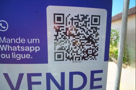 Casa à venda com 94m², 3 quartos e 2 vagasQR Code