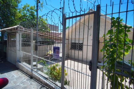 Casa à venda com 94m², 3 quartos e 2 vagasFachada