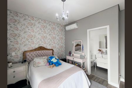 Casa de condomínio para alugar com 232m², 3 quartos e 4 vagas Casa de condomínio para alugar com 232m², 3 quartos e 4 vagasSuíte 2