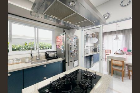 Casa de condomínio para alugar com 232m², 3 quartos e 4 vagas Casa de condomínio para alugar com 232m², 3 quartos e 4 vagasCozinha