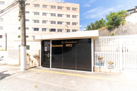 Apartamento para alugar com 62m², 2 quartos e 1 vagaFachada