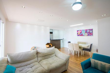 Apartamento à venda com 94m², 2 quartos e 2 vagasSala