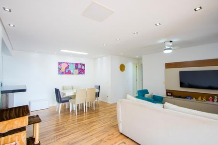 Apartamento à venda com 94m², 2 quartos e 2 vagasSala