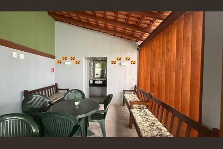 Apartamento para alugar com 90m², 2 quartos e 1 vagaÁrea comum