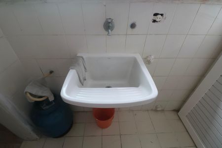 Apartamento para alugar com 90m², 2 quartos e 1 vagaÁrea de Serviço