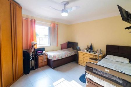 Casa à venda com 304m², 5 quartos e 4 vagasFoto 10
