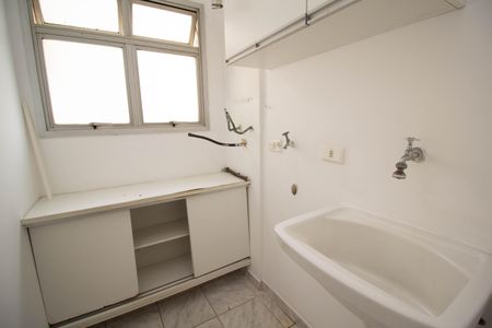 Apartamento à venda com 125m², 3 quartos e 1 vagaÁrea de Serviço