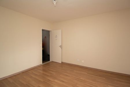 Sala de apartamento à venda com 3 quartos, 125m² em Vila Amélia, São Paulo