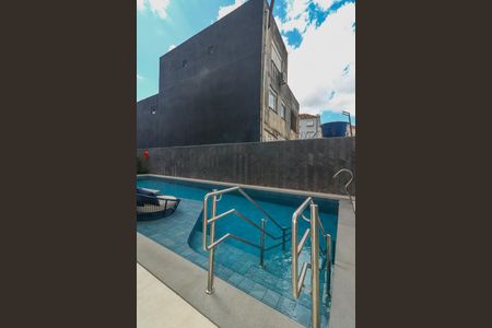 Apartamento para alugar com 25m², 0 quarto e 1 vagaÁrea comum - Piscina