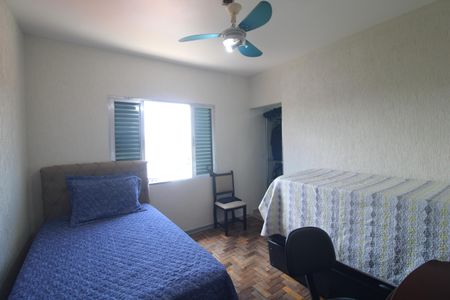 Casa à venda com 165m², 3 quartos e 2 vagasSuíte 1