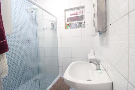 Banheiro da suíte 1 de casa à venda com 2 quartos, 165m² em Jardim das Flores, São Paulo