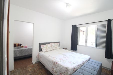 Casa à venda com 165m², 3 quartos e 2 vagasSuíte 2