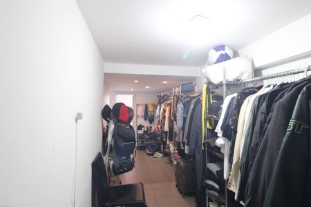 Casa à venda com 165m², 3 quartos e 2 vagasCasa 2 / closet