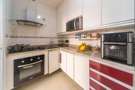 Apartamento à venda com 55m², 2 quartos e 1 vaga Apartamento à venda com 55m², 2 quartos e 1 vagaCozinha