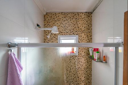 Banheiro  de apartamento à venda com 2 quartos, 55m² em Vila Eldizia, Santo André