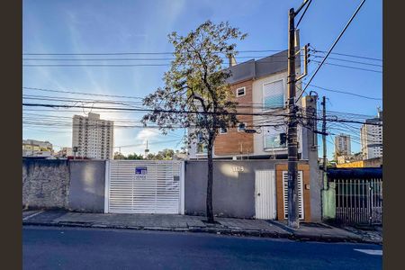Apartamento à venda com 55m², 2 quartos e 1 vaga Apartamento à venda com 55m², 2 quartos e 1 vagaFachada