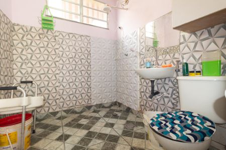 Casa de condomínio para alugar com 150m², 2 quartos e 1 vagaBanheiro