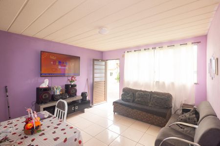 Sala de casa de condomínio para alugar com 2 quartos, 150m² em Paciência, Rio de Janeiro