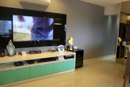 Sala de apartamento para alugar com 3 quartos, 116m² em Picanço, Guarulhos