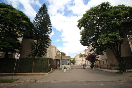 Apartamento à venda com 74m², 3 quartos e 1 vagaFachada