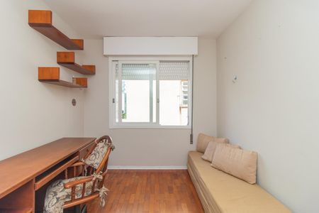 Quarto 2 de apartamento para alugar com 2 quartos, 78m² em Menino Deus, Porto Alegre