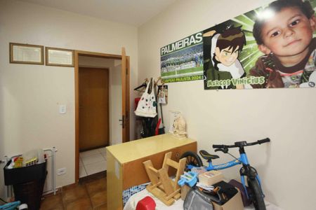 Casa à venda com 250m², 3 quartos e 4 vagas