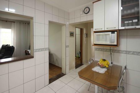 Casa à venda com 250m², 3 quartos e 4 vagas