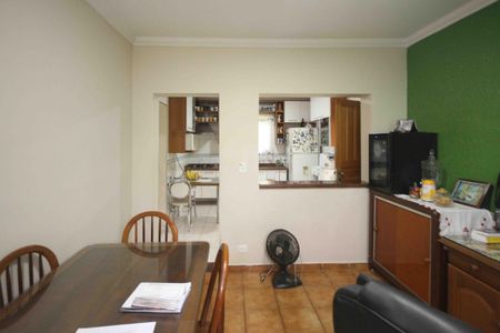 Casa à venda com 250m², 3 quartos e 4 vagas