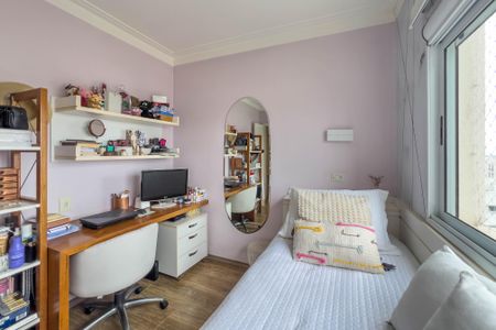 Apartamento à venda com 151m², 4 quartos e 3 vagasQuarto 3