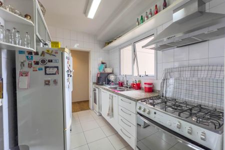 Apartamento à venda com 151m², 4 quartos e 3 vagasCozinha