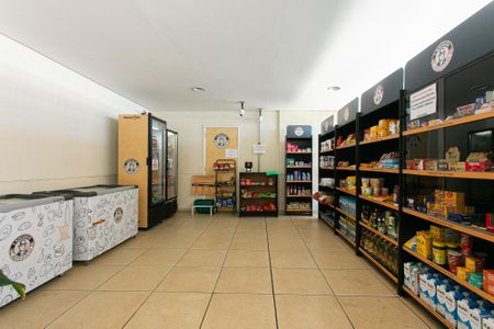 Apartamento à venda com 83m², 3 quartos e 2 vagasÁrea Comum - Mercado