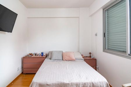 Apartamento à venda com 116m², 4 quartos e 3 vagas Apartamento à venda com 116m², 4 quartos e 3 vagasSuíte 2