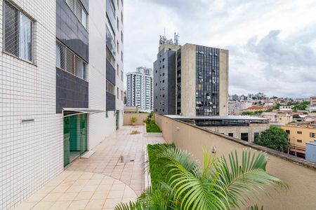 Apartamento à venda com 116m², 4 quartos e 3 vagas Apartamento à venda com 116m², 4 quartos e 3 vagasÁrea comum
