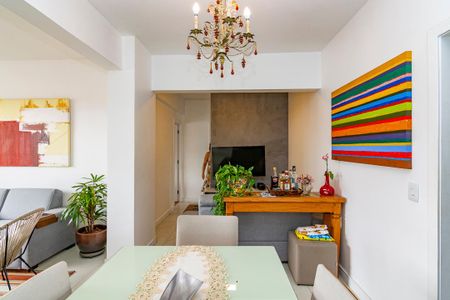 Apartamento à venda com 116m², 4 quartos e 3 vagas Apartamento à venda com 116m², 4 quartos e 3 vagasSala