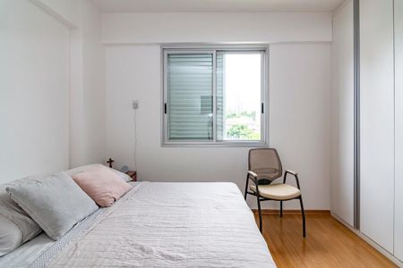 Apartamento à venda com 116m², 4 quartos e 3 vagas Apartamento à venda com 116m², 4 quartos e 3 vagasSuíte 2