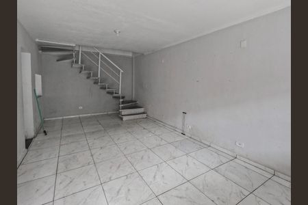 Casa para alugar com 4 quartos, 270m² em Vila Rica, São Paulo