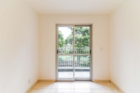 Sala de apartamento para alugar com 3 quartos, 70m² em Jardim Luísa, São Paulo