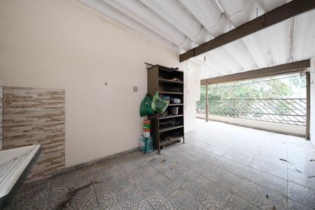 Casa para alugar com 100m², 2 quartos e sem vagaÁrea de Serviço